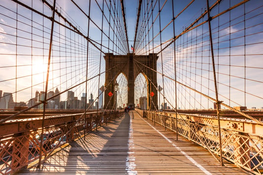 Discover New York City: 15 Photo-Worthy Spots You Can't Miss - Brooklyn Bridge